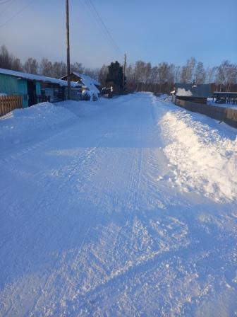 Одной из главных задач Администрации поселения в зимний период - содержание дорог!.